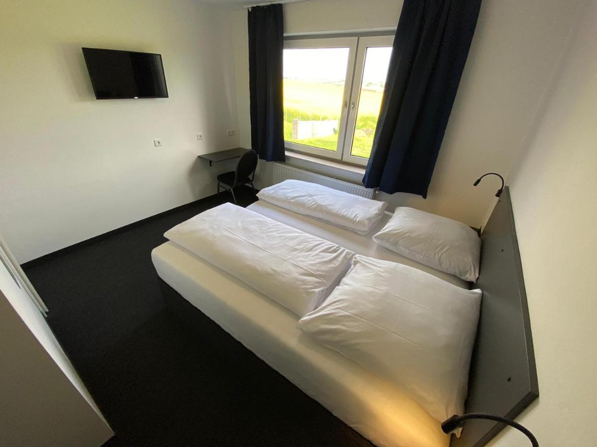 Zzzimple - Staffless & Self Check-In Hotel Pillig Ngoại thất bức ảnh